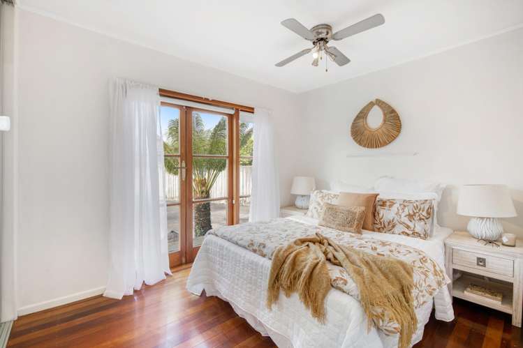 16 Ross Crescent Orewa_10