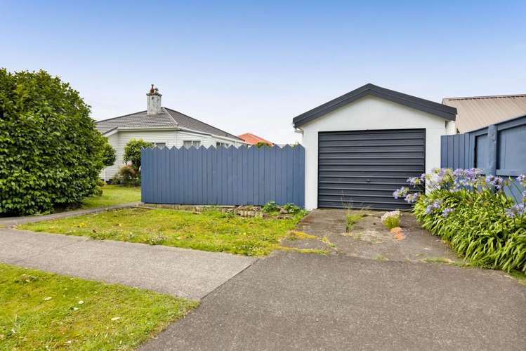 2 Argyle Street Hawera_21