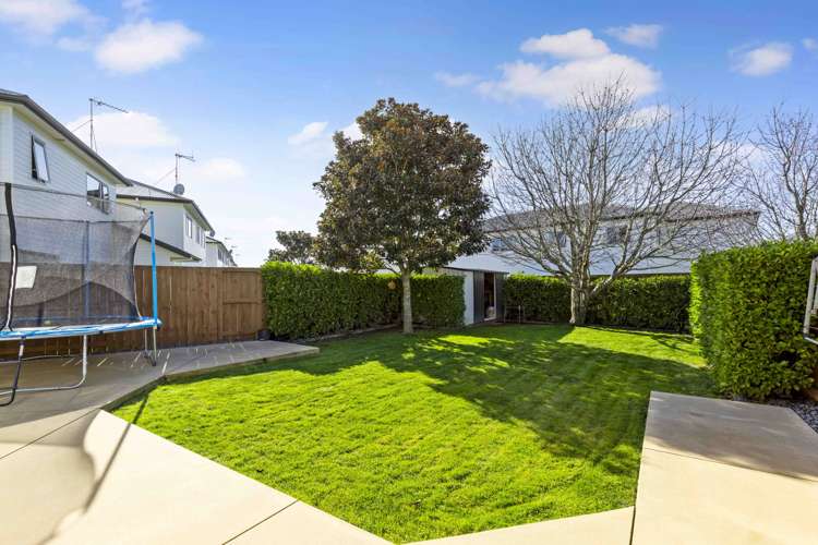 4 Rene Way Huntington_18