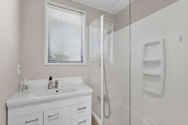 26 Coral Crescent Panmure_10