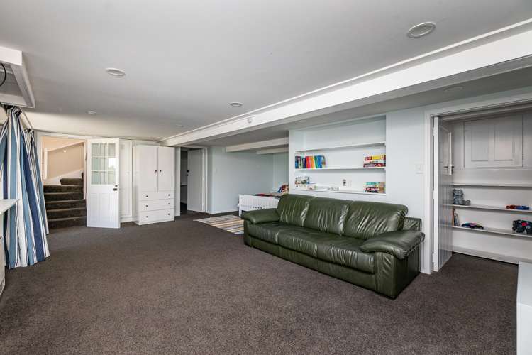 20 Kitchener Square Highfield_15