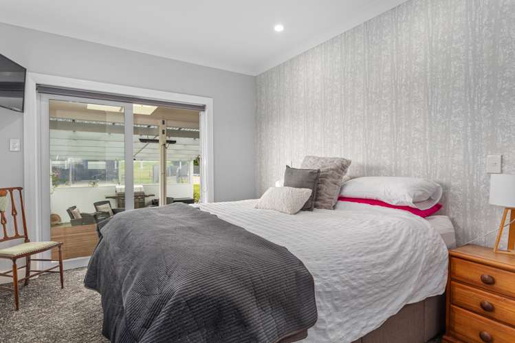 199 Paroa Road Coastlands_15