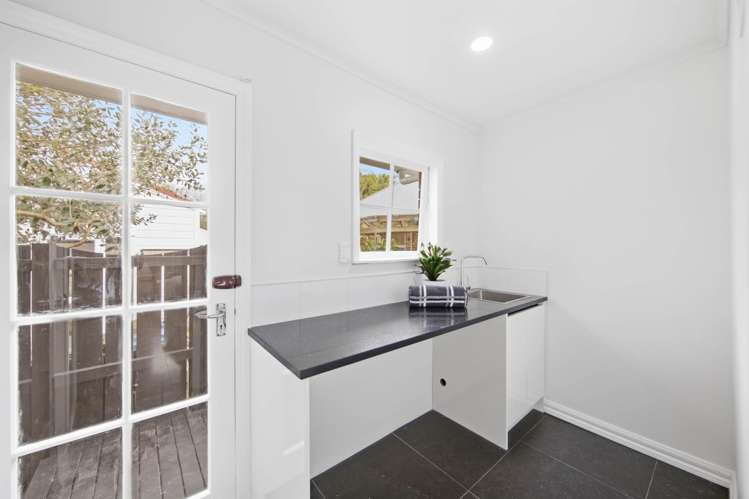 1/6 Plane Street Avondale_15