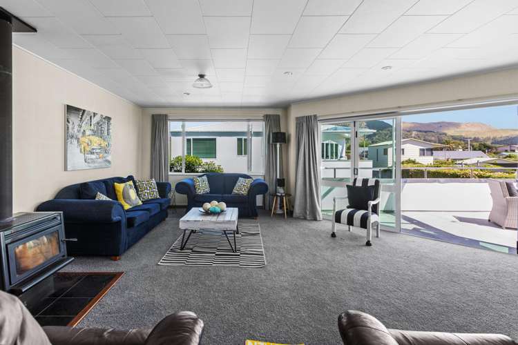 2/75 Harper Road Waimarama_7