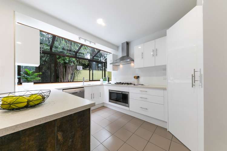 111 Woodlands Park Road Titirangi_6