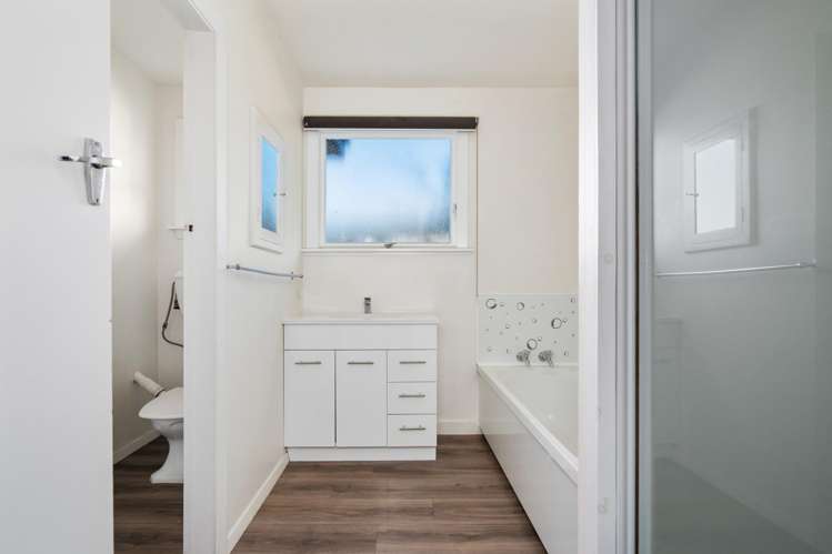 33 Cotswold Avenue Bishopdale_10
