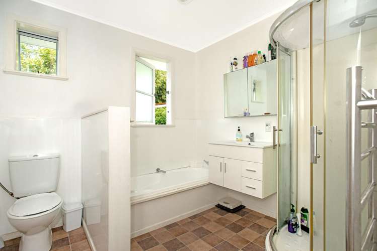 9 and 11 Motu Road Matawai_10