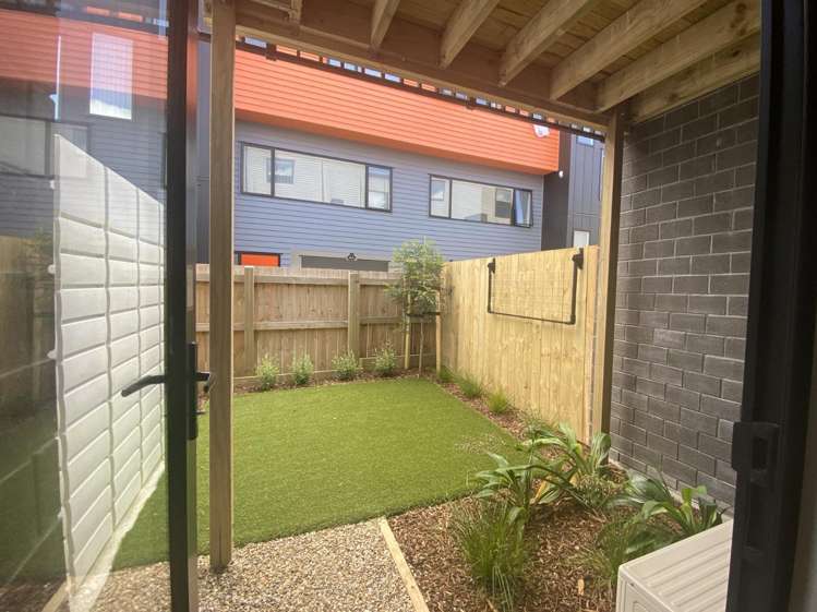 8/3234 Great North Road 1732_4