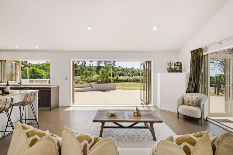 19 Waioroi Place Oropi_21