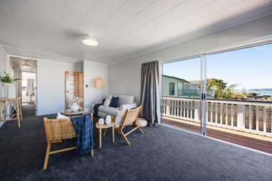 21 Snells Beach Road_2