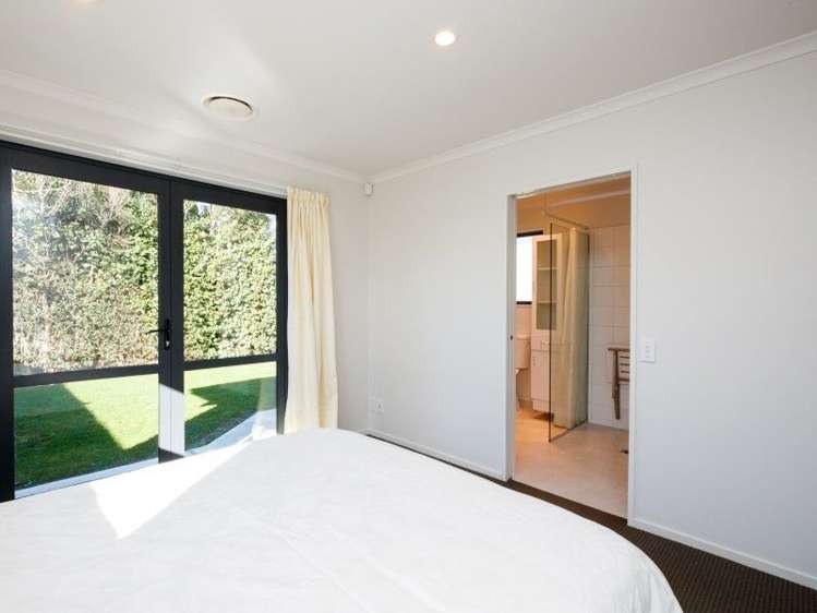 12a Dahlia Street Palmerston North Central_9