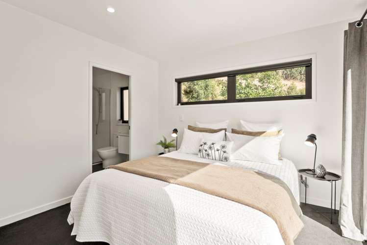 72 Risinghurst Terrace Lower Shotover_9