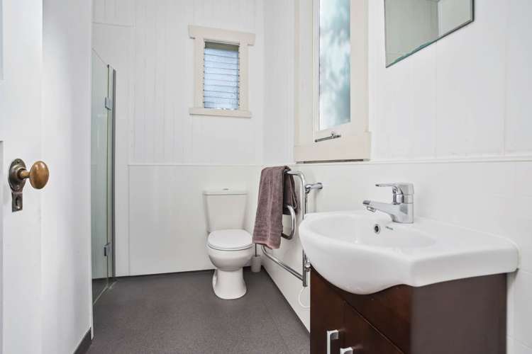 135b Rosier Road Glen Eden_14