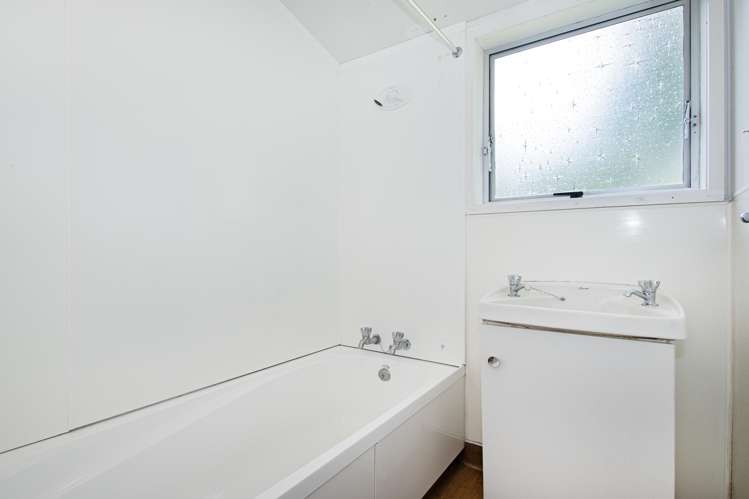 19A Friendship Place Onerahi_9