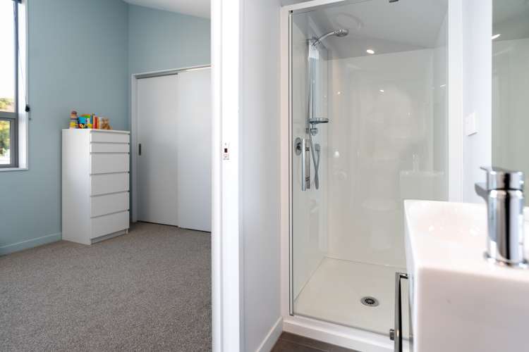 13/2 Stone Street Miramar_9