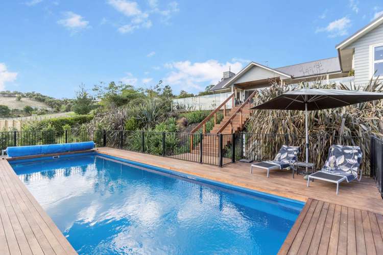 133 Chamberlain Road Bombay_16