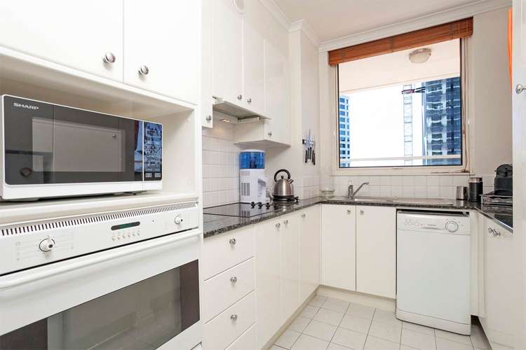 1504/8 Albert Street Auckland Central_6