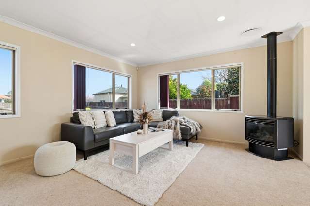 23 Courtenay Place Owhata_1