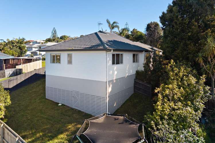 99 Kamara Road Glen Eden_16