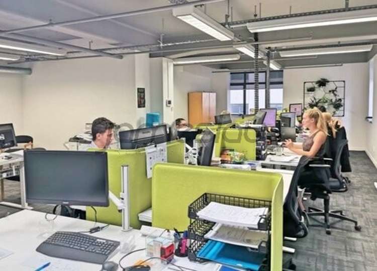 1B/88 Broadway Newmarket_2