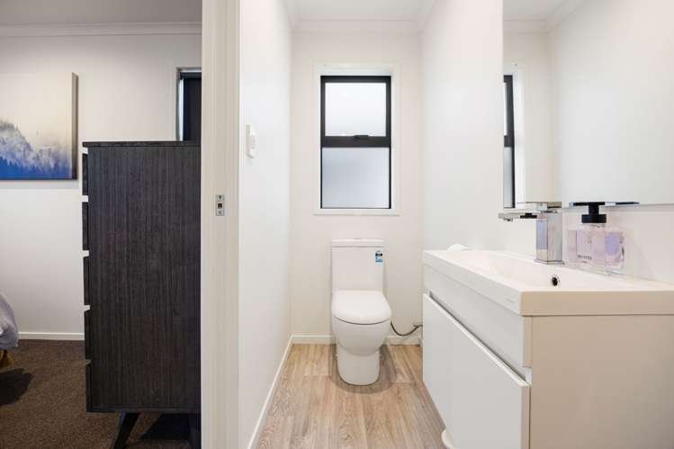 43c Heathfield Avenue Puketaha_16