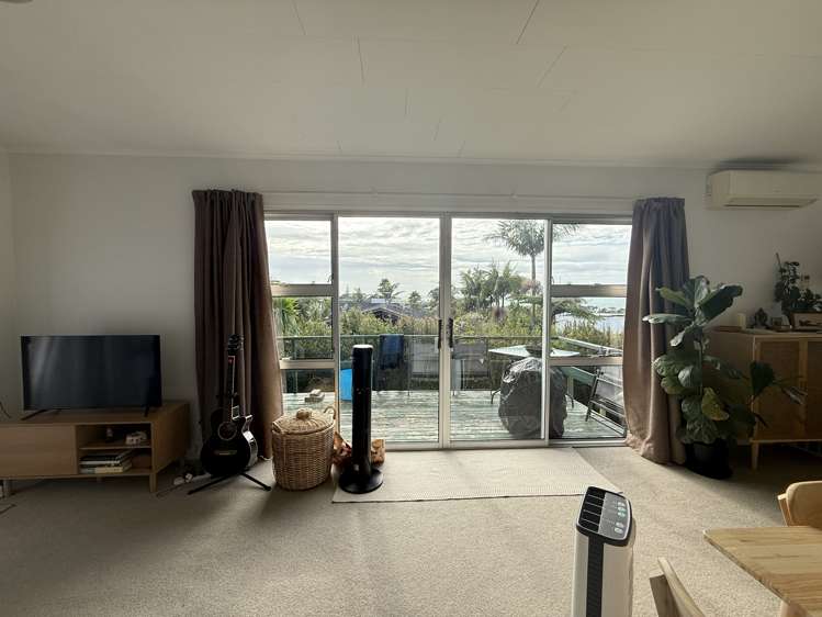 207A East Coast Road Castor Bay_4