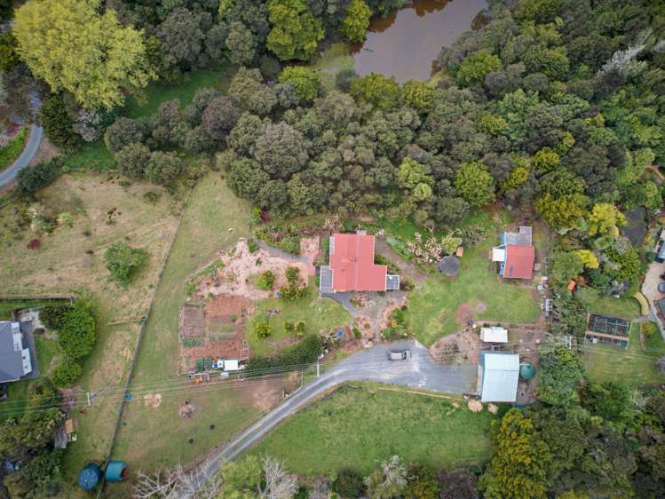 43 Pahi Road Paparoa_32
