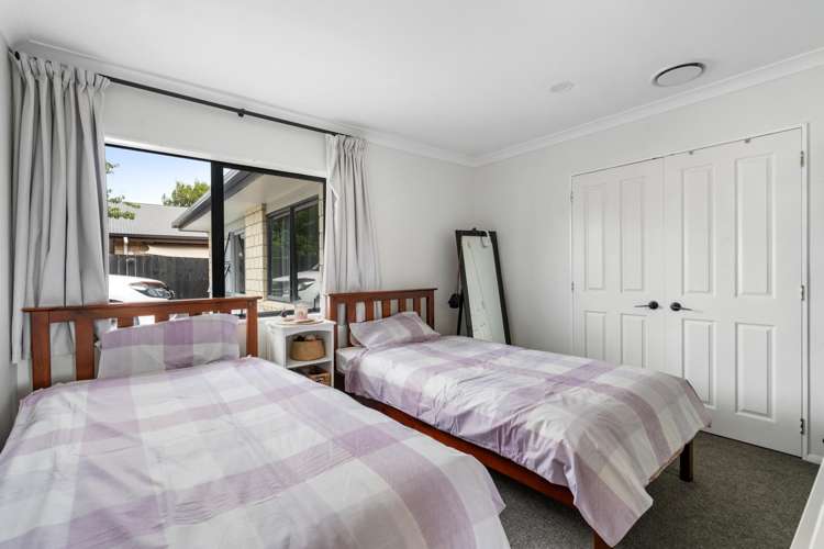 55 Coopers Road Gate Pa_16