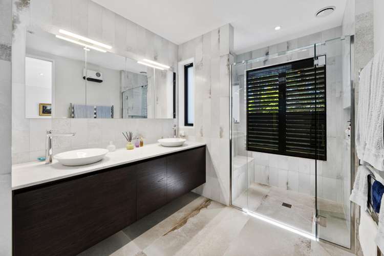 17 Lees Road Strowan_16