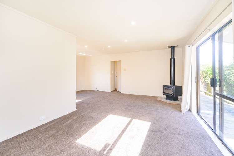 11a Dahlstrom Grove Kelvin Grove_5