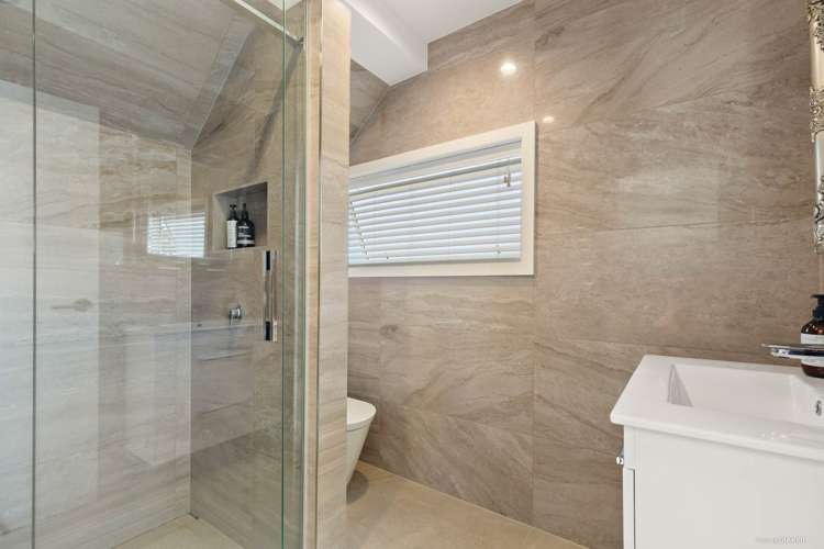 2/24 Onepoto Road Hauraki_16