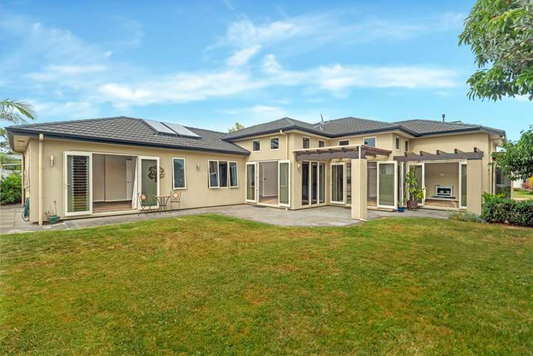 11 Charteris Rise Riverdale_21