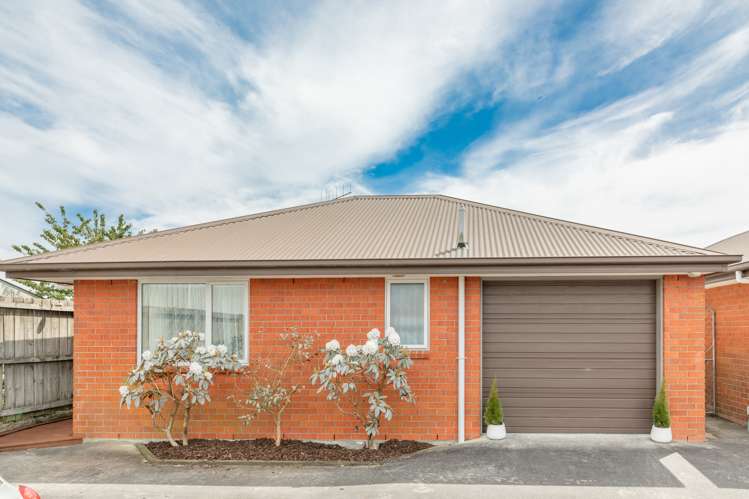 2/98 Derby Street Westport_14