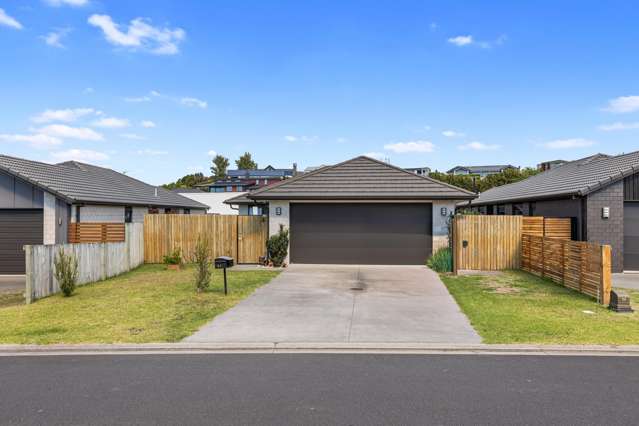 61 Bert Wall Drive Omokoroa_1