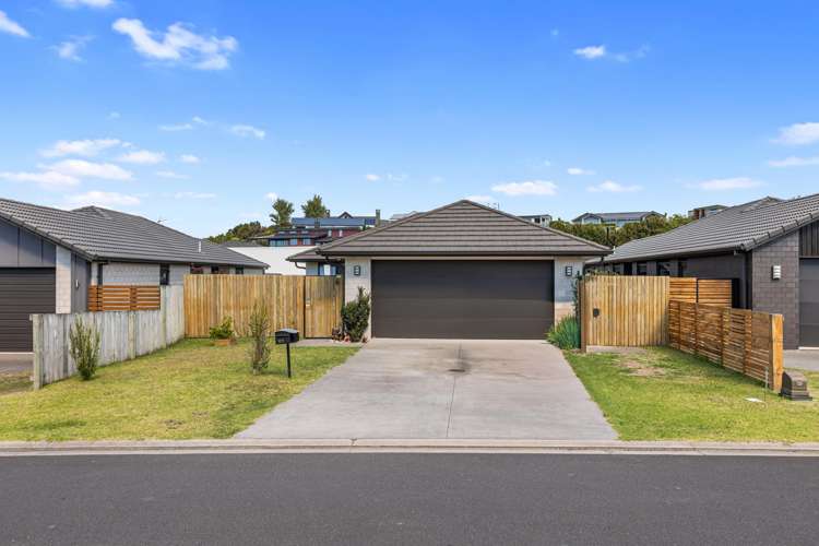 61 Bert Wall Drive Omokoroa_1