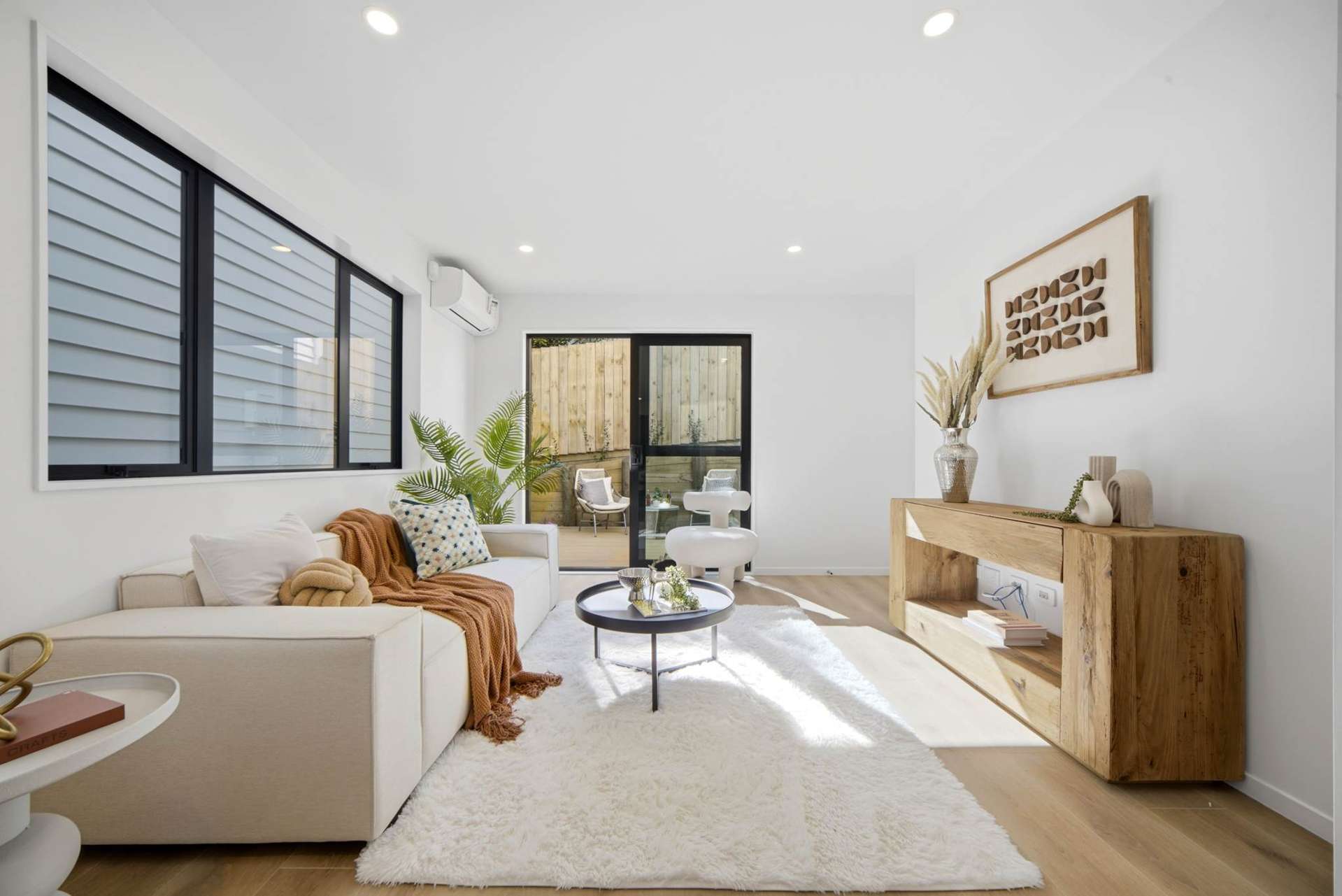 79B Girrahween Drive Totara Vale_0