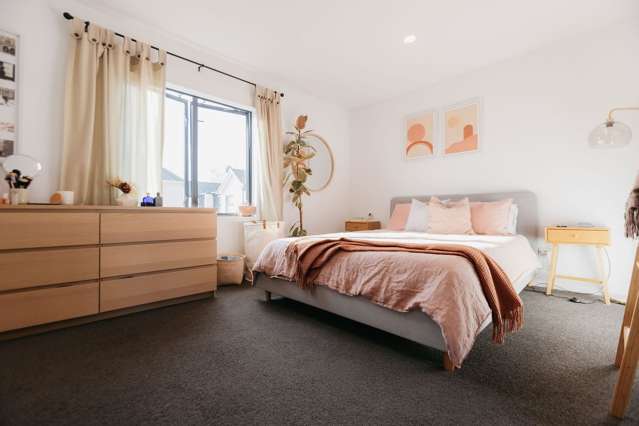 Townhouse in the Four Aves -full-furnished if req.