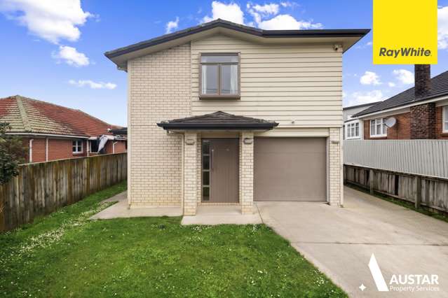 82 Oakdale Road, Mount Roskill