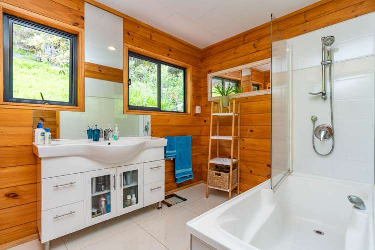 11 Edward Road Tamaterau_8