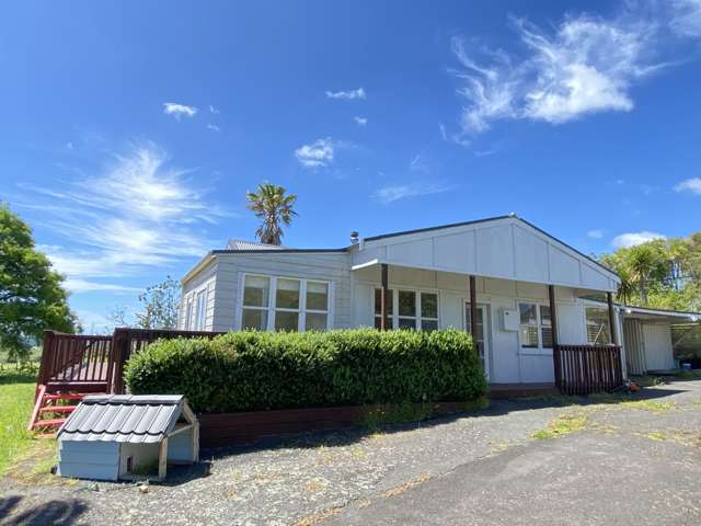 1837b East Coast Road, Dairy Flat