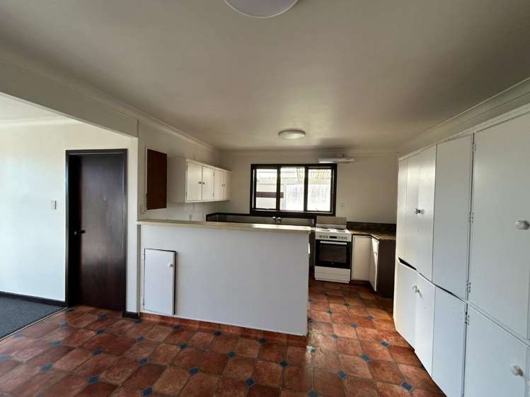 503 Allport Road 1129_2