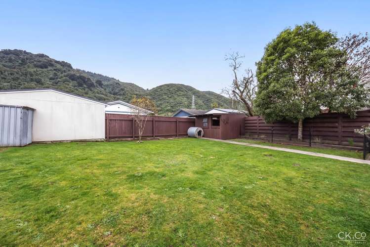 156 California Drive Totara Park Upper Hutt_17