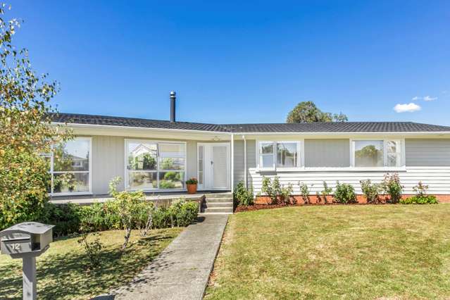 12 Imatra Place Sunnyhills_1