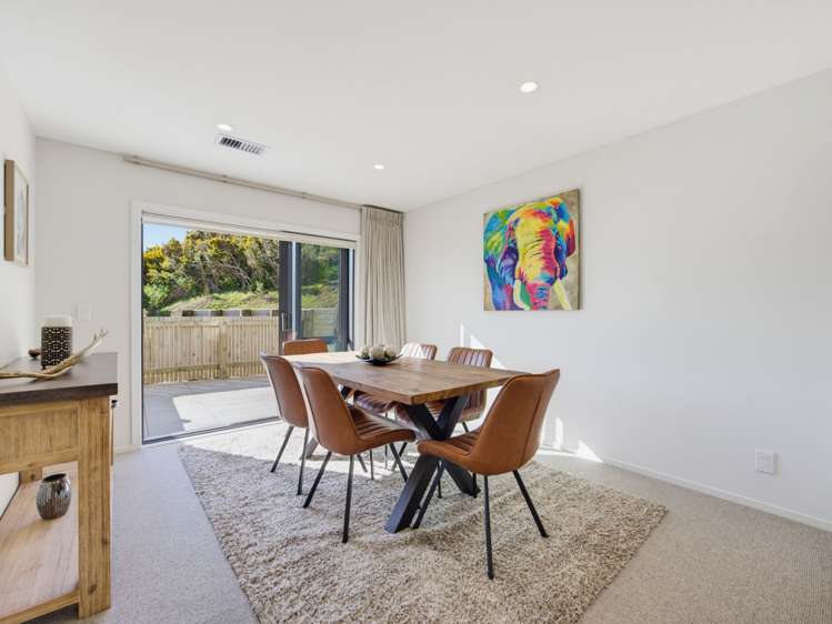 33 Farnworth Tce Churton Park_7