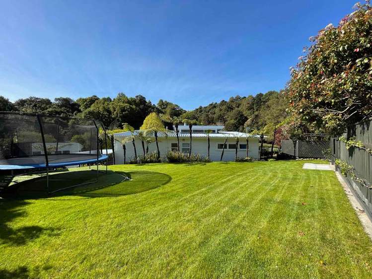 6 Fendalton Crescent Pinehaven_15