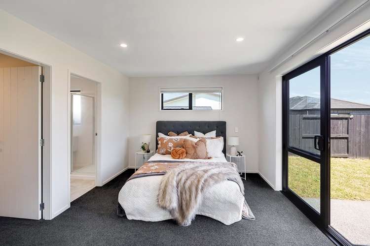 37 Voight Avenue Chartwell_9