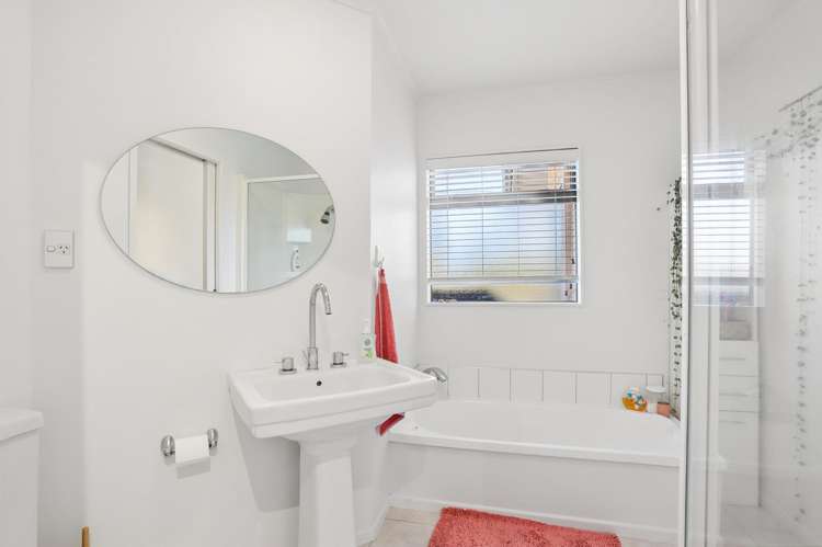 686 Te Atatu Road Te Atatu Peninsula_13