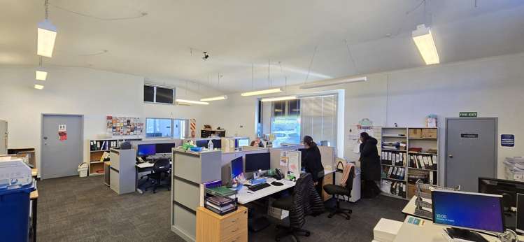 37 Taharoto Road Takapuna_4