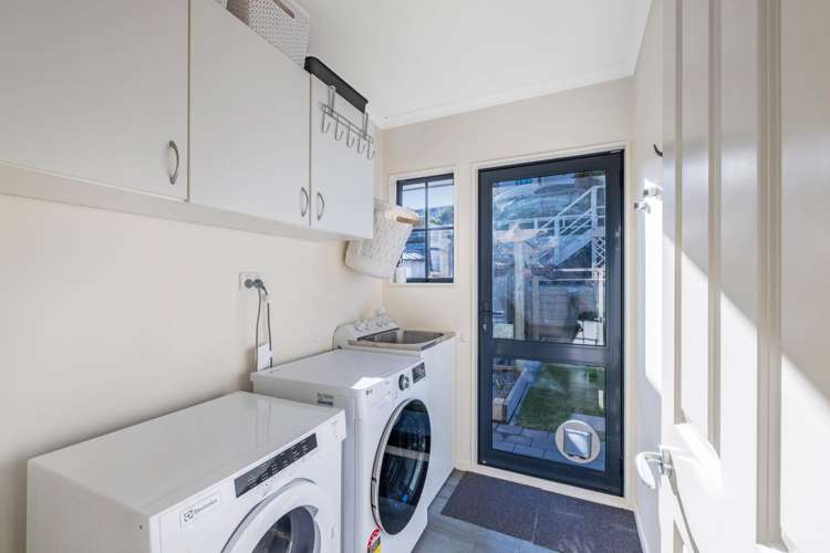 8 Ormrod Grove Riverstone Terraces_12