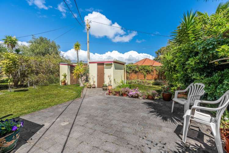 33 Philomel Crescent Bayswater_10